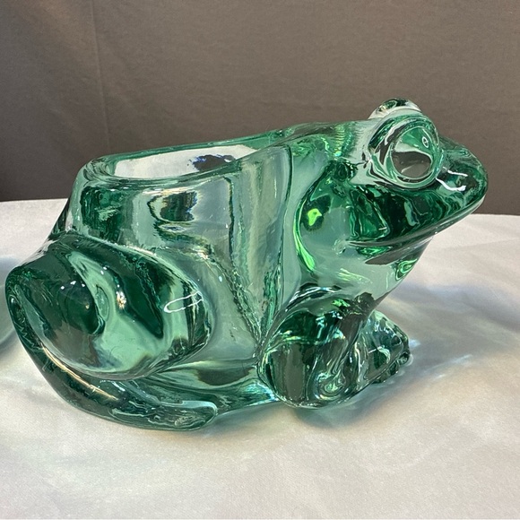 Green Indiana Glass Frog Figurines - Picture 6 of 13